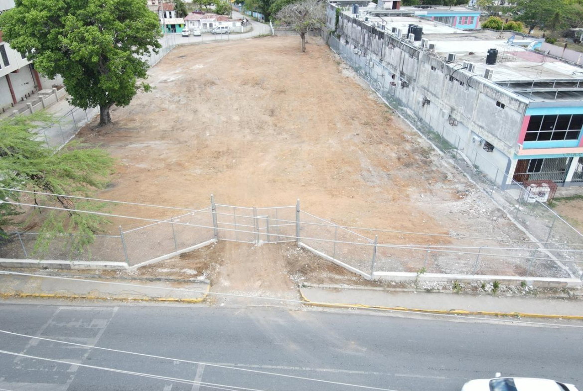 First image of 39 Manchester Avenue in May Pen, Clarendon, Jamaica - property is For Sale
