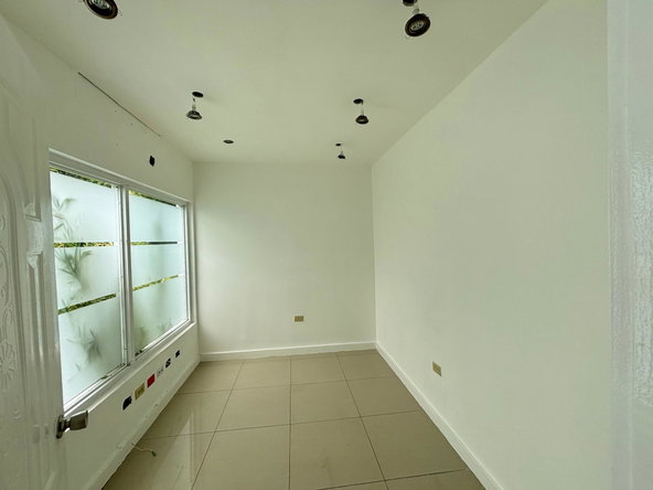 Seventh image of 9-11 Phoenix Avenue in Kingston 10, St. Andrew, Jamaica - property is For Rent