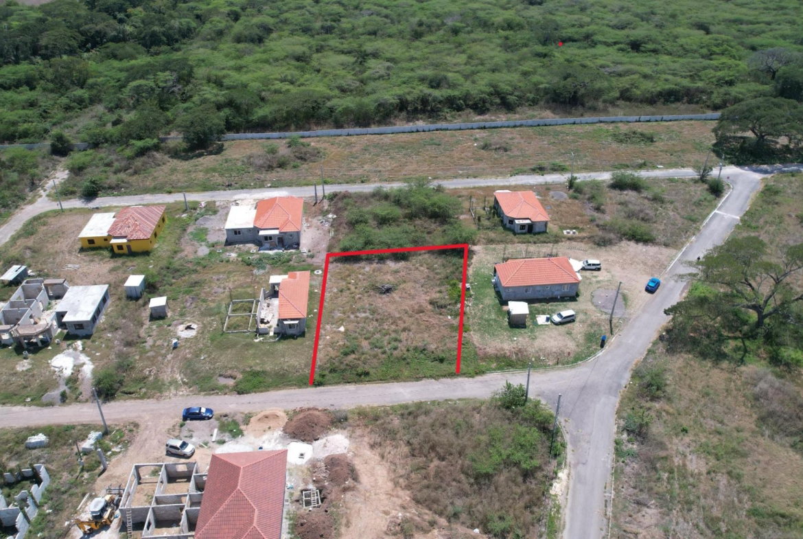 Fourth image of Lot 71 Aqueduct Country Club in Bushy Park, St. Catherine, Jamaica - property is For Sale