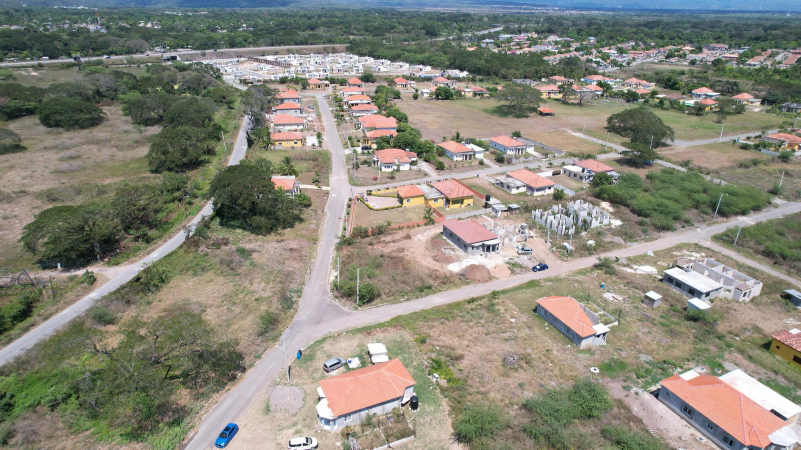 Fifth image of Lot 71 Aqueduct Country Club in Bushy Park, St. Catherine, Jamaica - property is For Sale