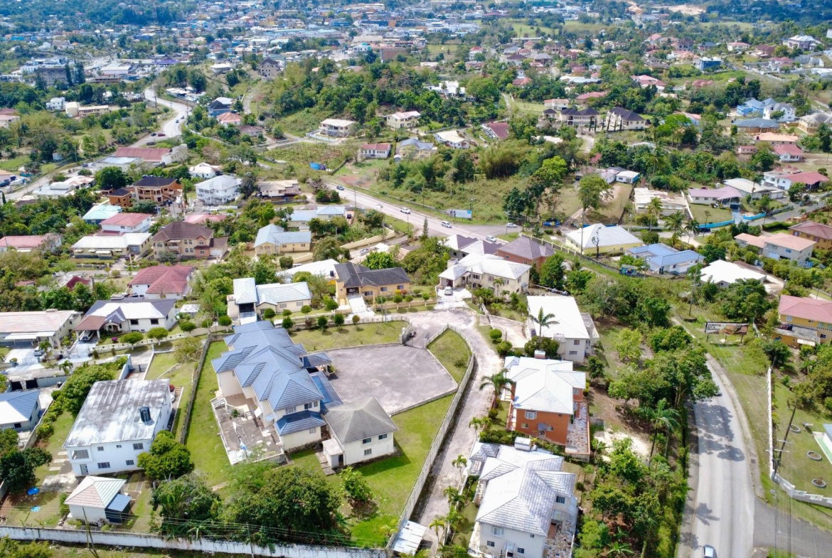Fifth image of Cypclair Cl, Brumalia in Brumalia, Manchester, Jamaica - property is For Sale
