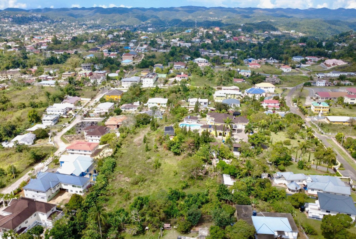 Eighth image of Cypclair Cl, Brumalia in Brumalia, Manchester, Jamaica - property is For Sale