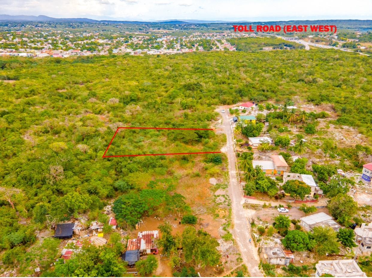 Fourth image of 8 Coates Pen in May Pen, Clarendon, Jamaica - property is For Sale