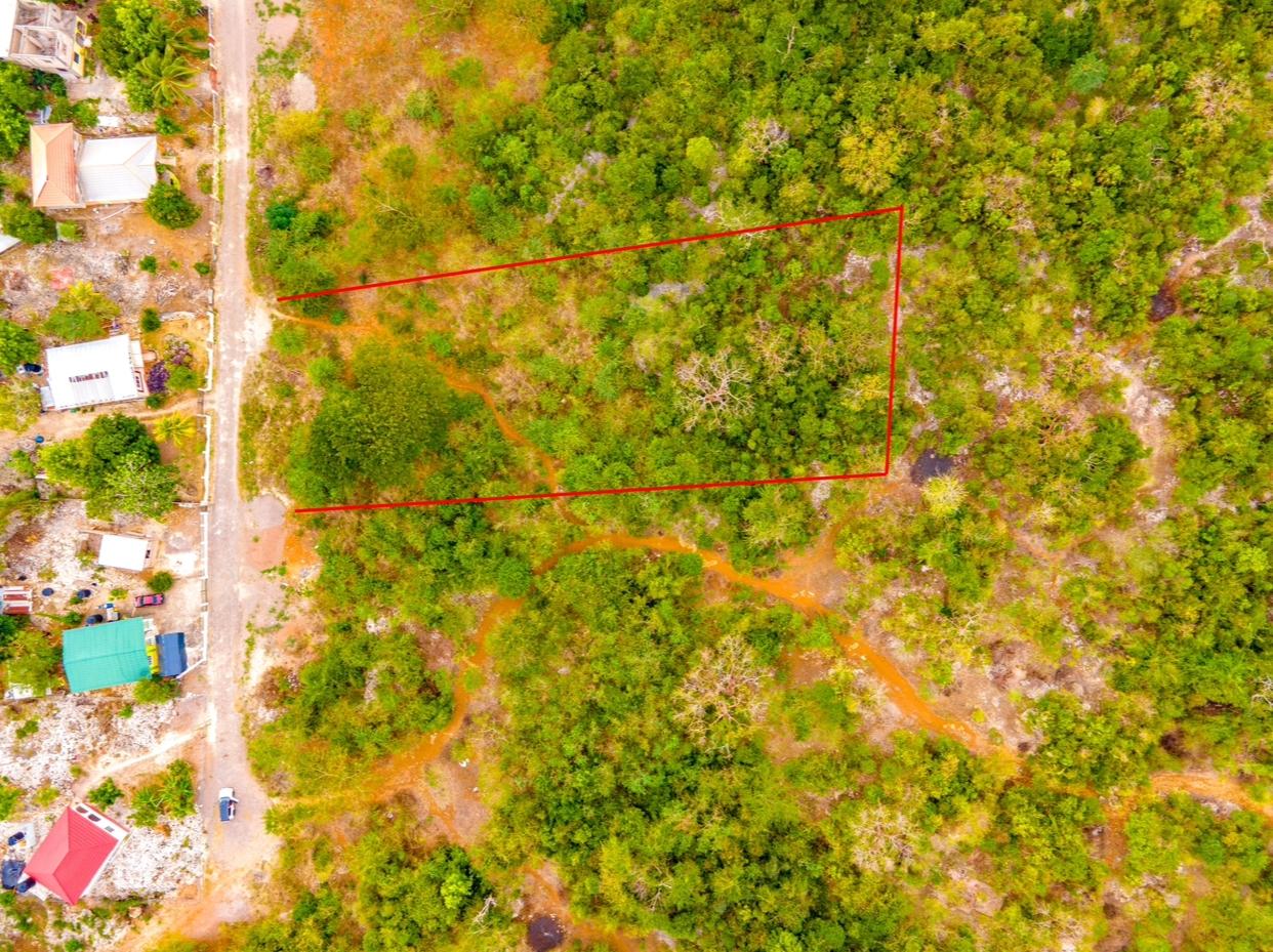 Fifth image of 8 Coates Pen in May Pen, Clarendon, Jamaica - property is For Sale