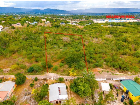 First image of 8 Coates Pen in May Pen, Clarendon, Jamaica - property is For Sale
