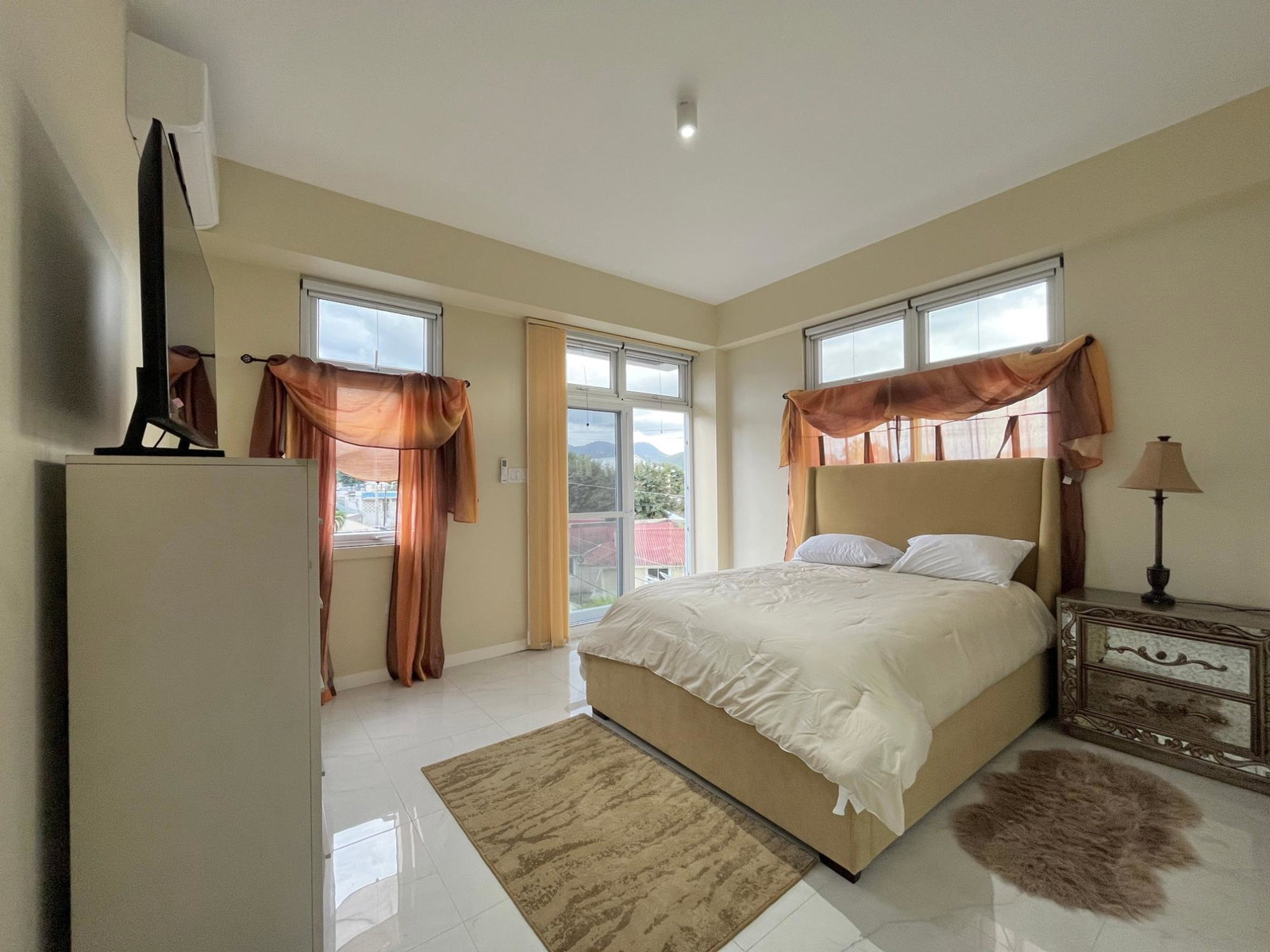 Fifth image of 12-18 Charlemont in Kingston 6, St. Andrew, Jamaica - property is For Rent