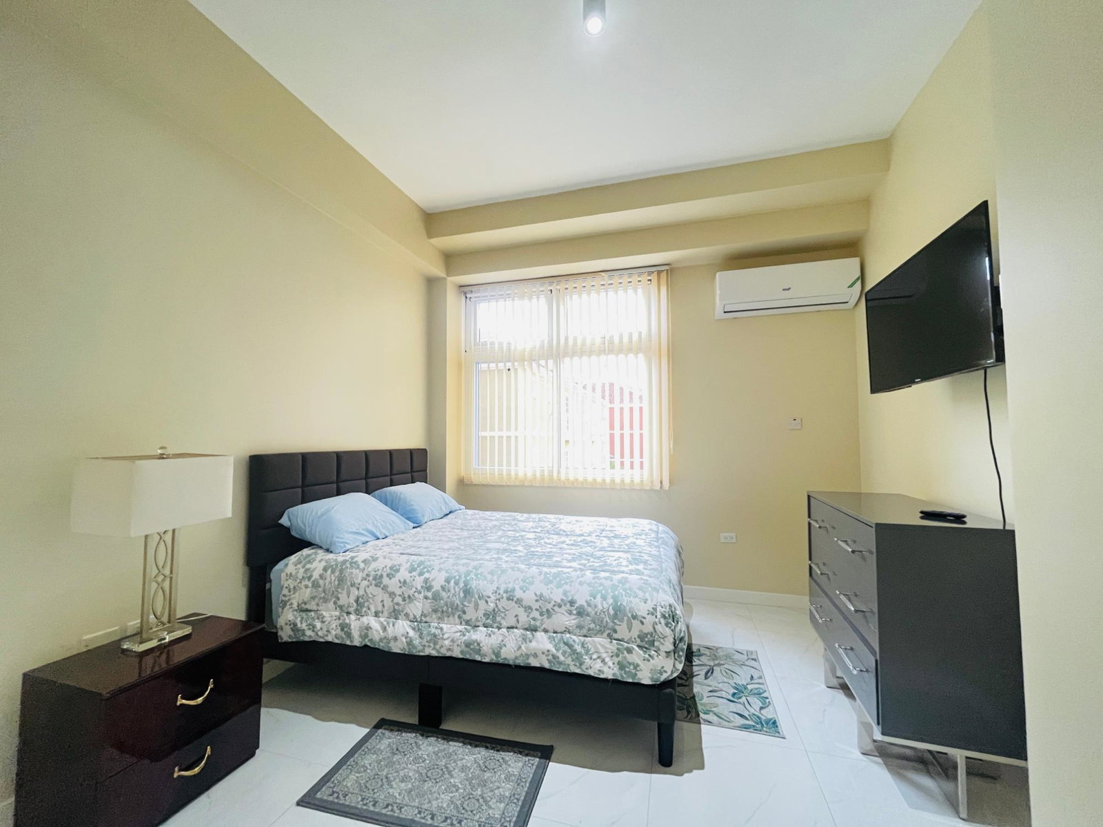 Eighth image of 12-18 Charlemont in Kingston 6, St. Andrew, Jamaica - property is For Rent