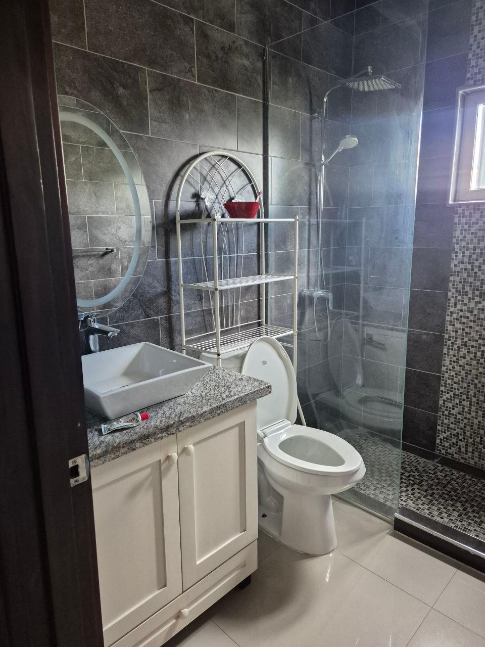 Tenth image of 21 Kings Drive in Kingston 6, St. Andrew, Jamaica - property is For Rent