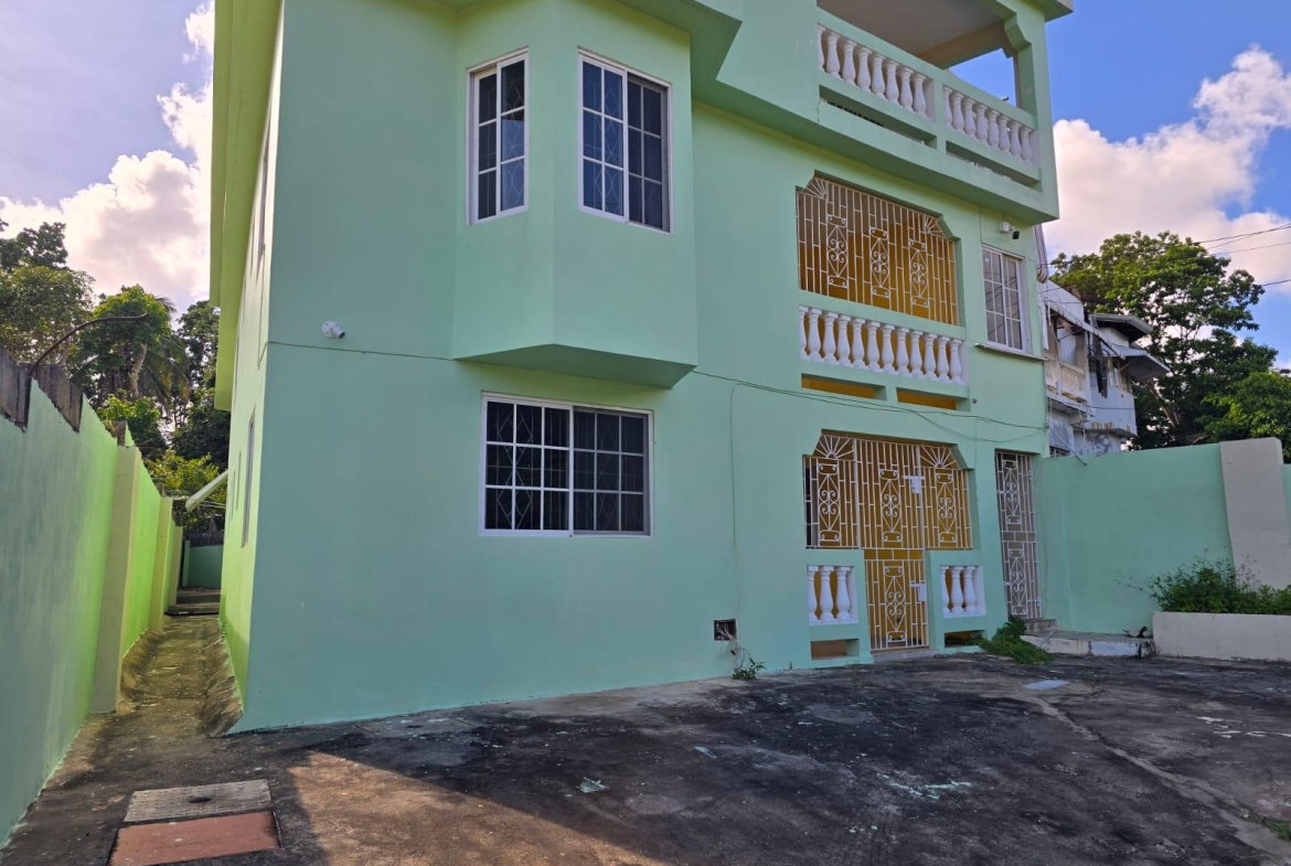 Sixteenth image of 26a Perth Road in Mandeville, Manchester, Jamaica - property is For Rent