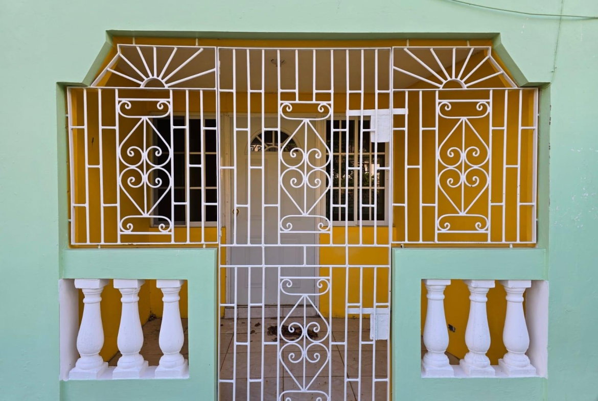 Seventeenth image of 26a Perth Road in Mandeville, Manchester, Jamaica - property is For Rent