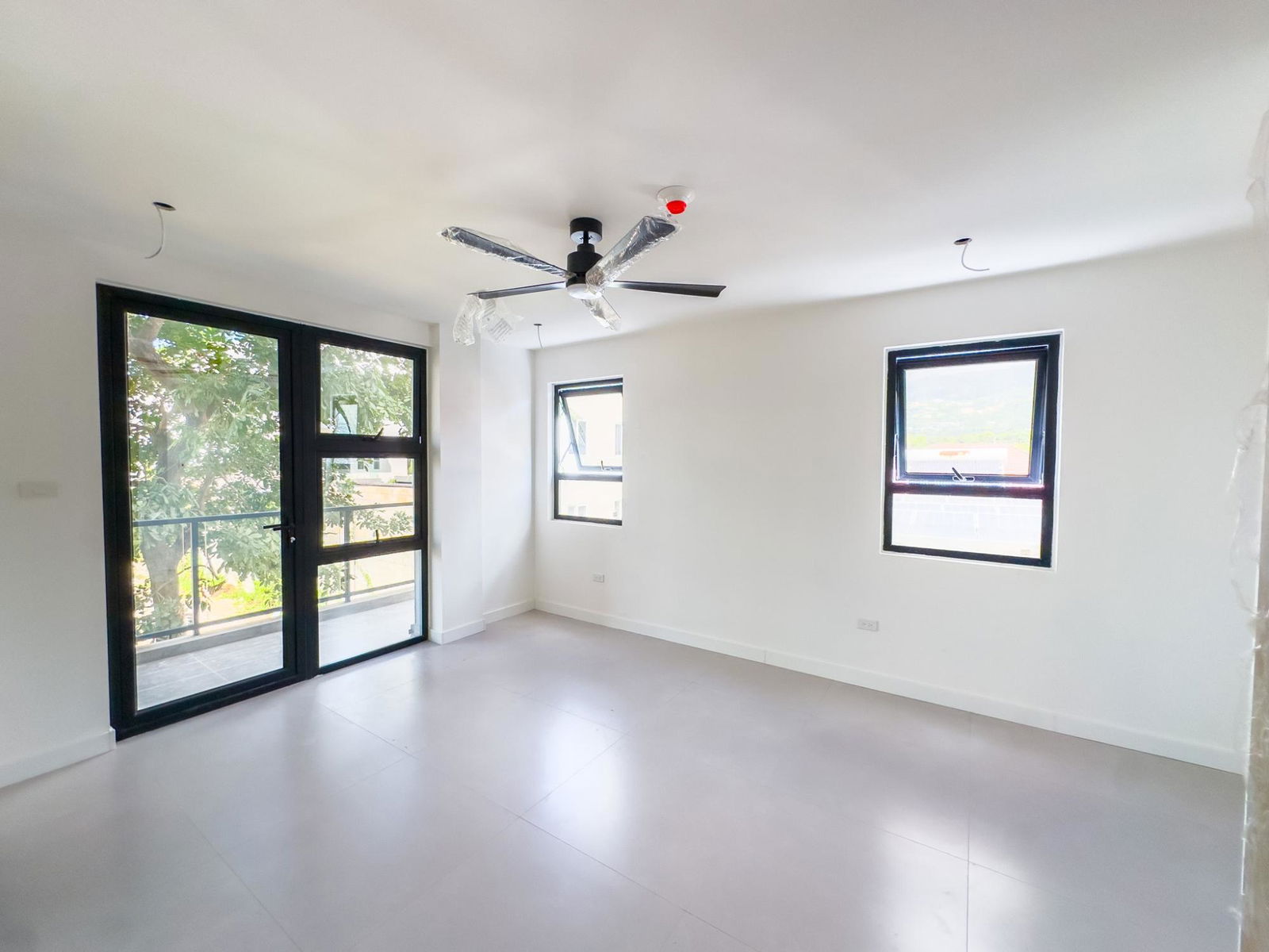 Spacious-2-Bedroom-Apartment-for-Sale-in-Kingston-6 Fifth image of 107-2 Somerton Ave in Kingston 6, St. Andrew, Jamaica - property is For Sale