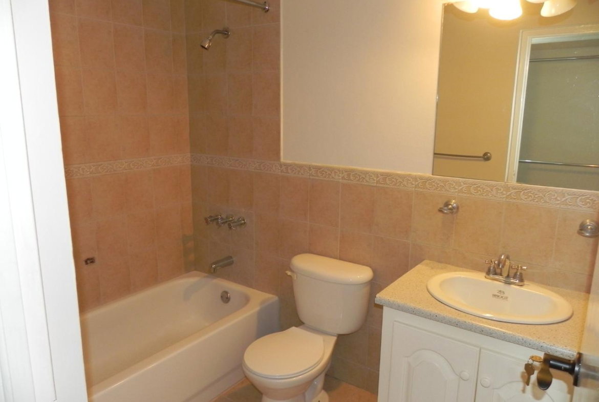 Thirteenth image of 2-17 Braemar Avenue in Kingston 10, St. Andrew, Jamaica - property is For Rent