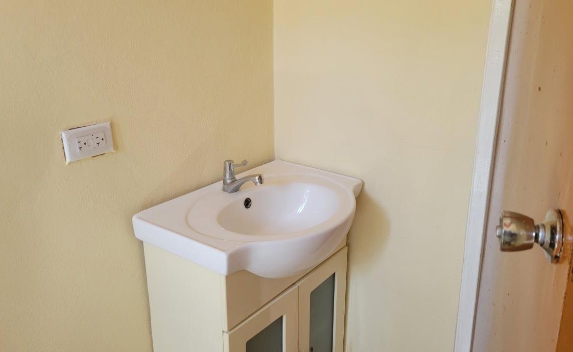 Twelfth image of 1-118 Claremont Heights in Old Harbour, St. Catherine, Jamaica - property is For Rent