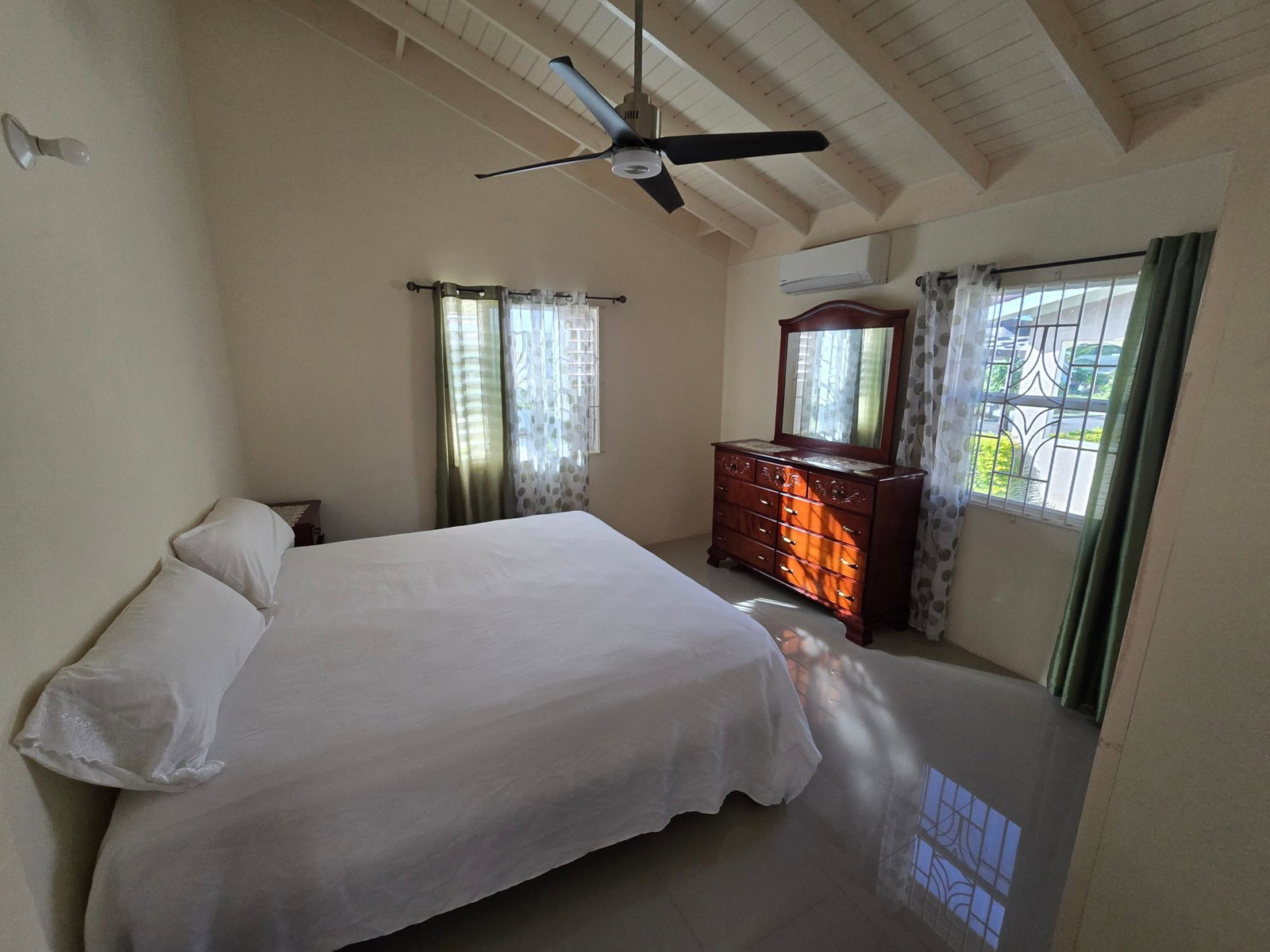 Sixteenth image of Drax Hall Manor in St. Ann's Bay, St. Ann, Jamaica - property is For Rent