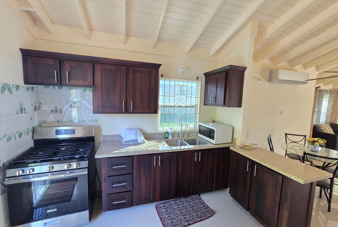 Seventh image of Drax Hall Manor in St. Ann's Bay, St. Ann, Jamaica - property is For Rent
