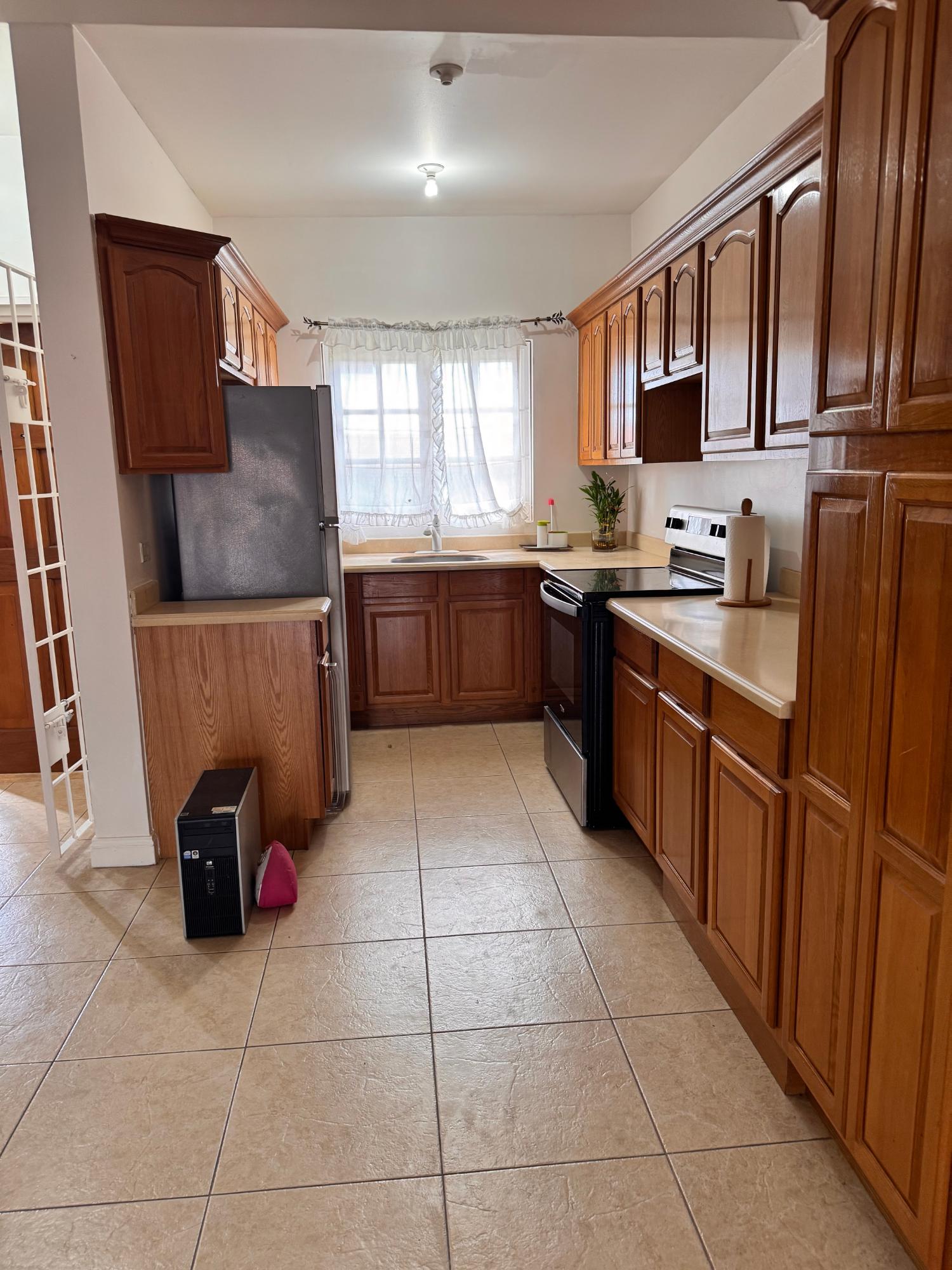 Twelfth image of 25-1 Marley Road in Kingston 6, St. Andrew, Jamaica - property is For Rent