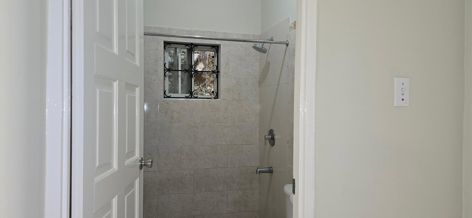 Thirtieth image of 135 Pine Boulevard in Kingston 6, St. Andrew, Jamaica - property is For Rent