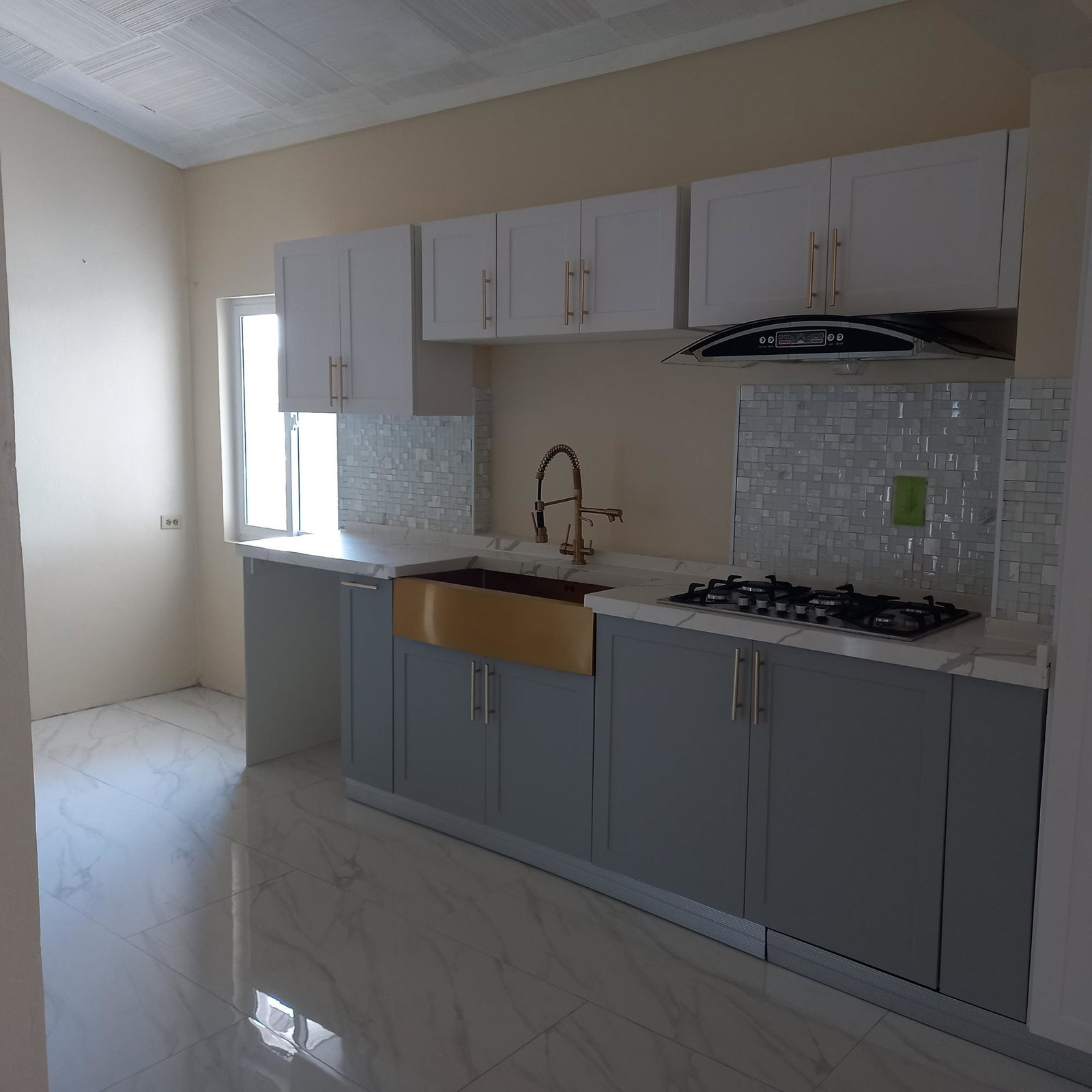 Seventh image of 20 Brentwood Terrace, w Kirk in Kingston 19, St. Andrew, Jamaica - property is For Rent