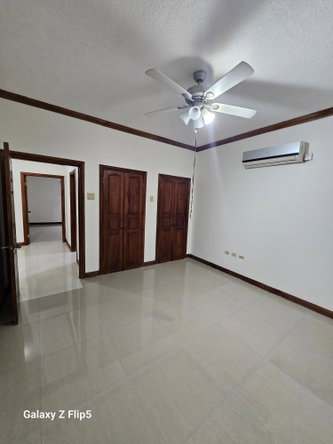 Fifteenth image of Ottawa Avenue in Kingston 6, St. Andrew, Jamaica - property is For Rent