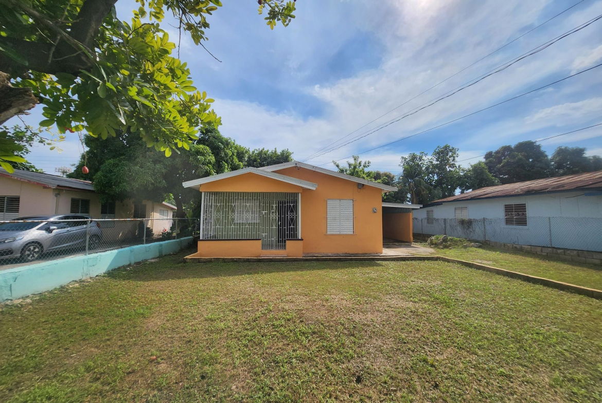 Second image of 31 Auburn Avenue in Kingston 20, St. Andrew, Jamaica - property is For Sale
