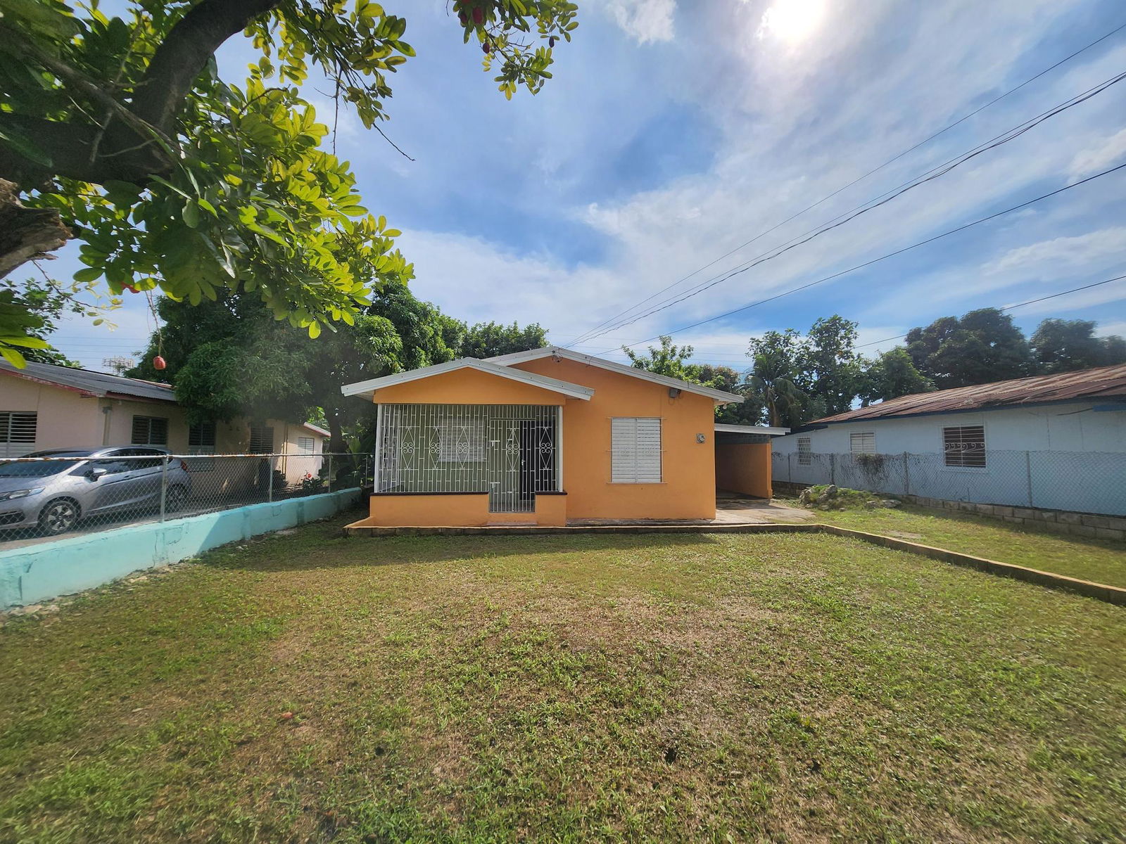 Spacious-3-Bedroom-Home-for-Sale-in-St.-Andrew-Jamaica Second image of 31 Auburn Avenue in Kingston 20, St. Andrew, Jamaica - property is For Sale