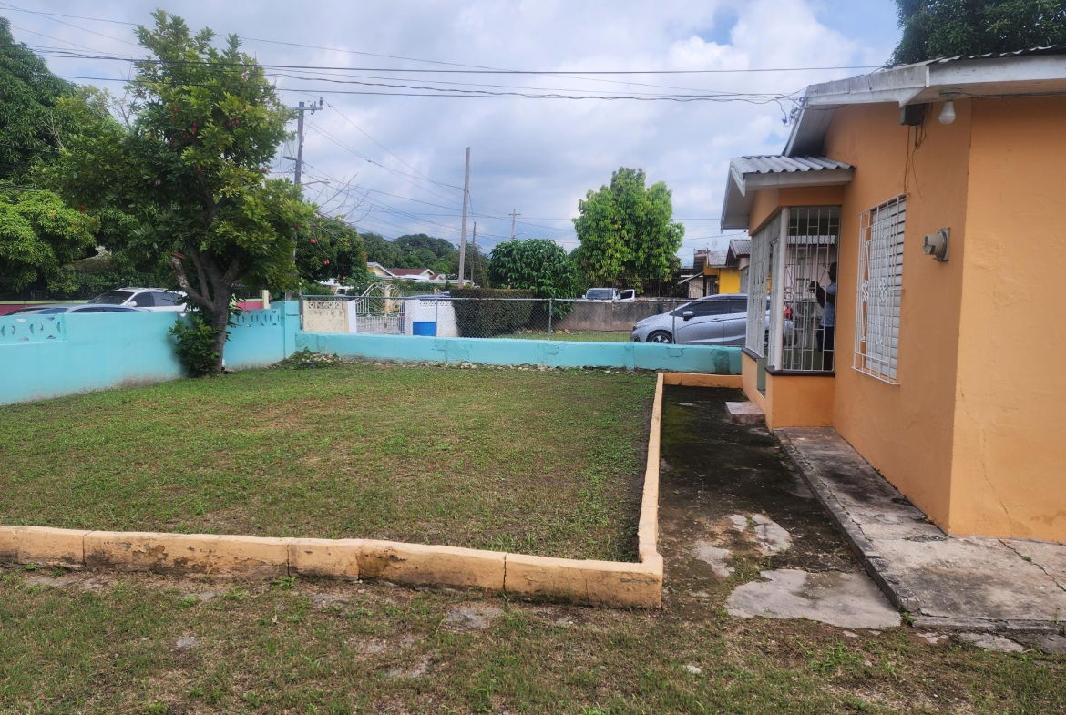 Fourth image of 31 Auburn Avenue in Kingston 20, St. Andrew, Jamaica - property is For Sale