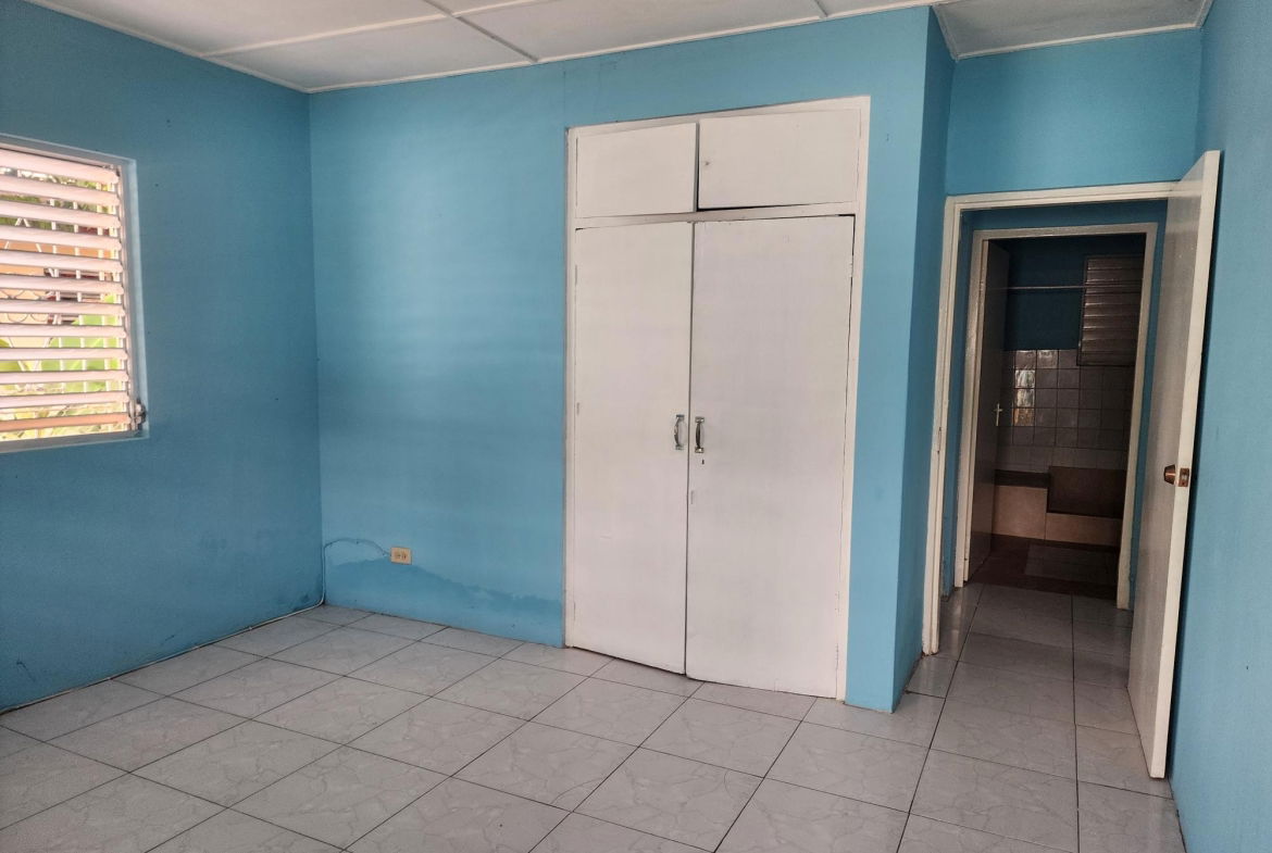 Tenth image of 31 Auburn Avenue in Kingston 20, St. Andrew, Jamaica - property is For Sale