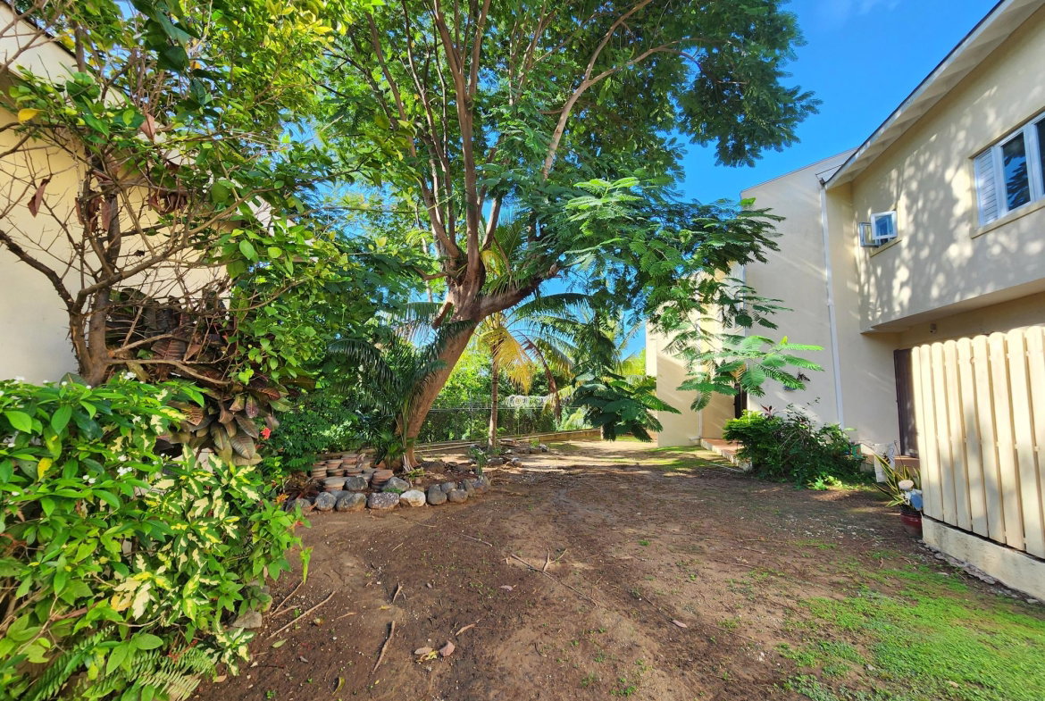 Twenty-Fourth image of 1-1 Durie Drive in Kingston 8, St. Andrew, Jamaica - property is For Rent