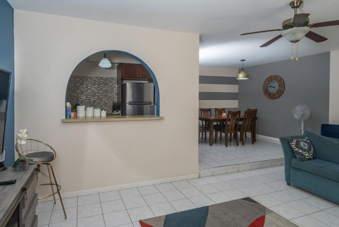 Ninth image of 2-39 Leader Avenue in Montego Bay, St. James, Jamaica - property is For Rent