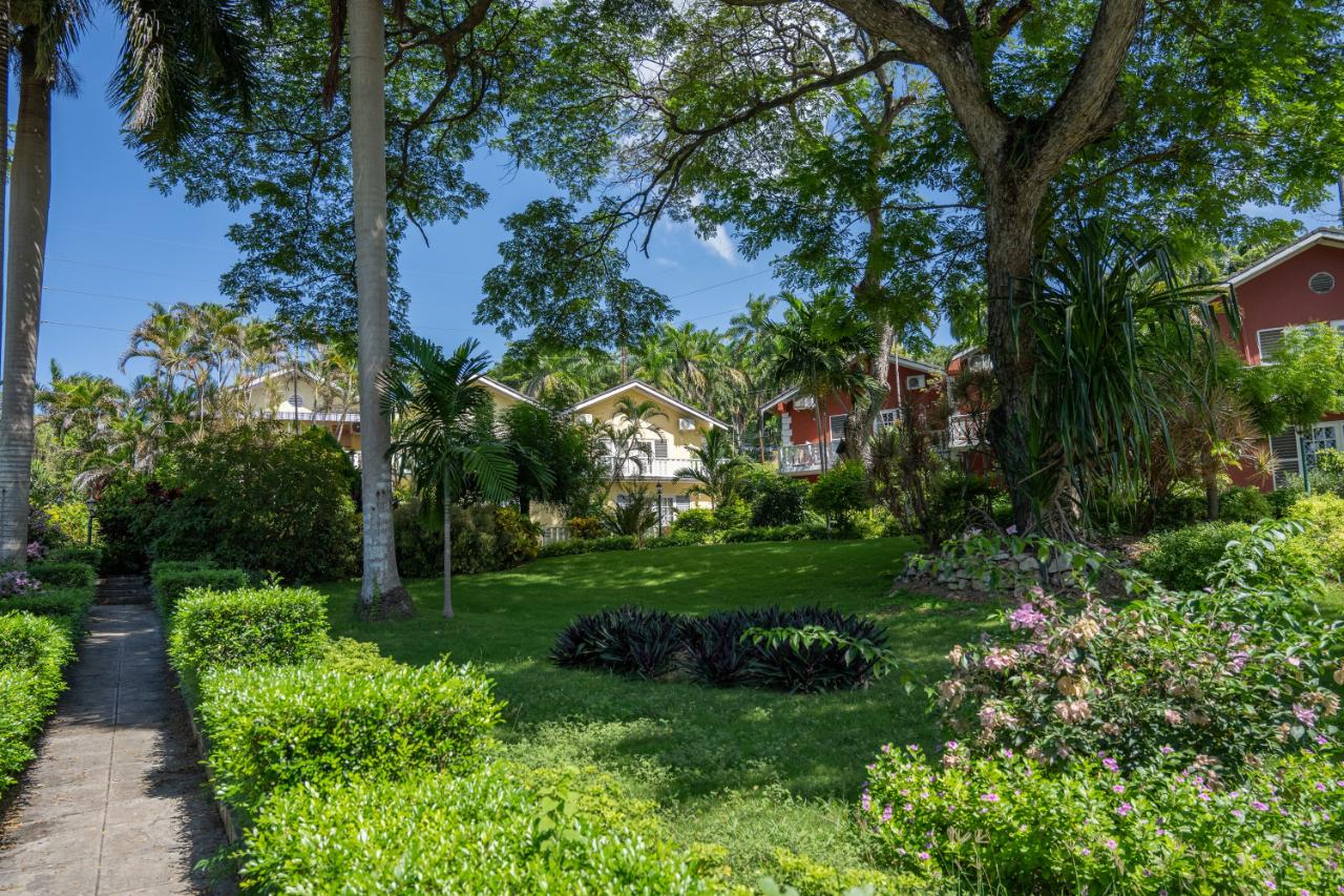 First image of 2-39 Leader Avenue in Montego Bay, St. James, Jamaica - property is For Rent