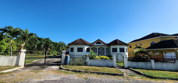 Second image of 10 Fyall Estate in Fyall Estate, Clarendon, Jamaica - property is For Sale
