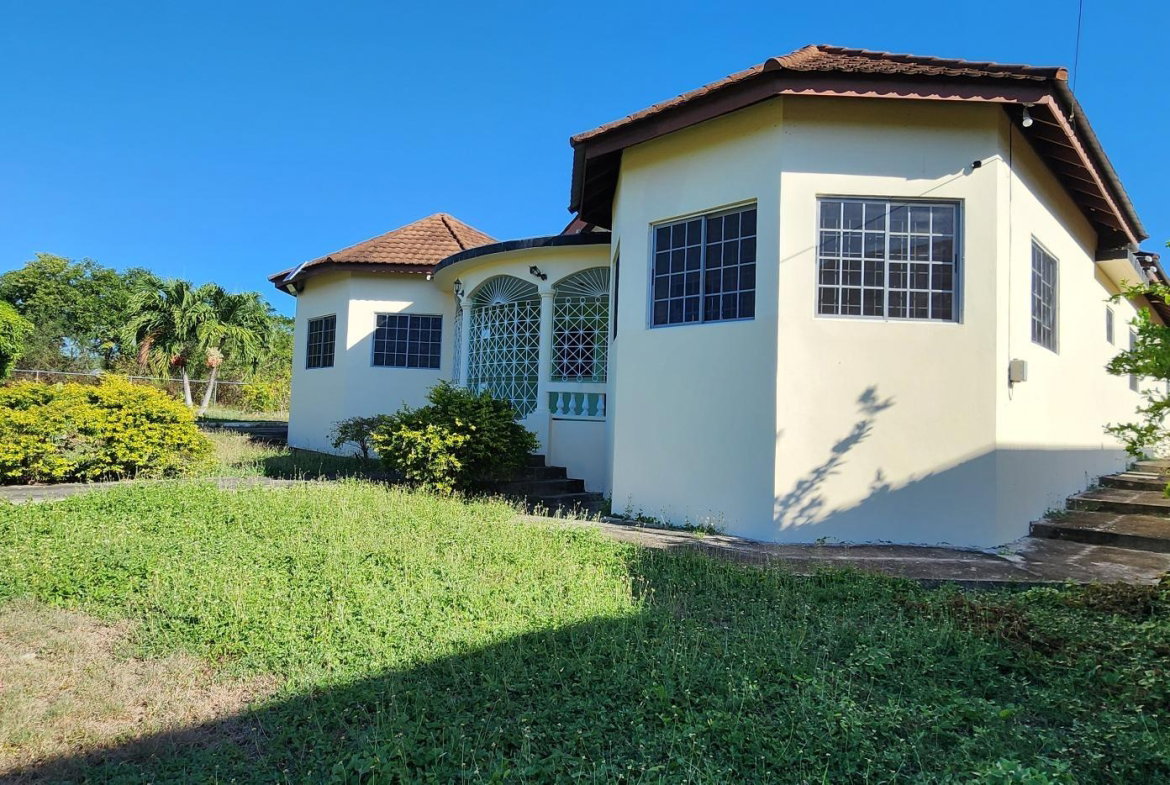 Third image of 10 Fyall Estate in Fyall Estate, Clarendon, Jamaica - property is For Sale