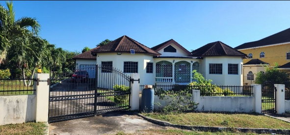 First image of 10 Fyall Estate in Fyall Estate, Clarendon, Jamaica - property is For Sale