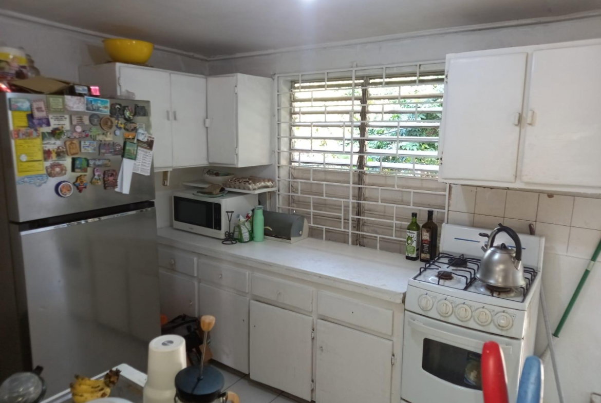 Eleventh image of 18 Oaklawn Drive in Kingston 8, St. Andrew, Jamaica - property is For Sale