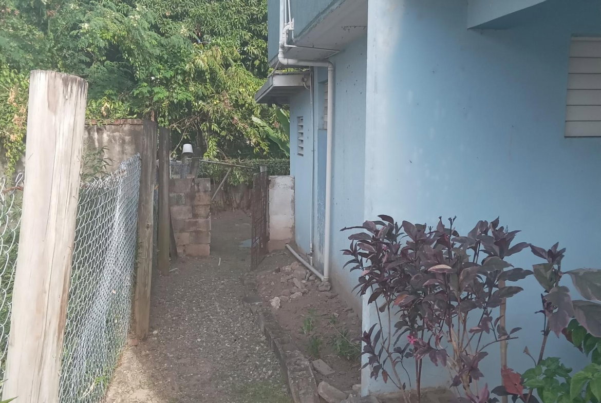 Third image of 18 Oaklawn Drive in Kingston 8, St. Andrew, Jamaica - property is For Sale