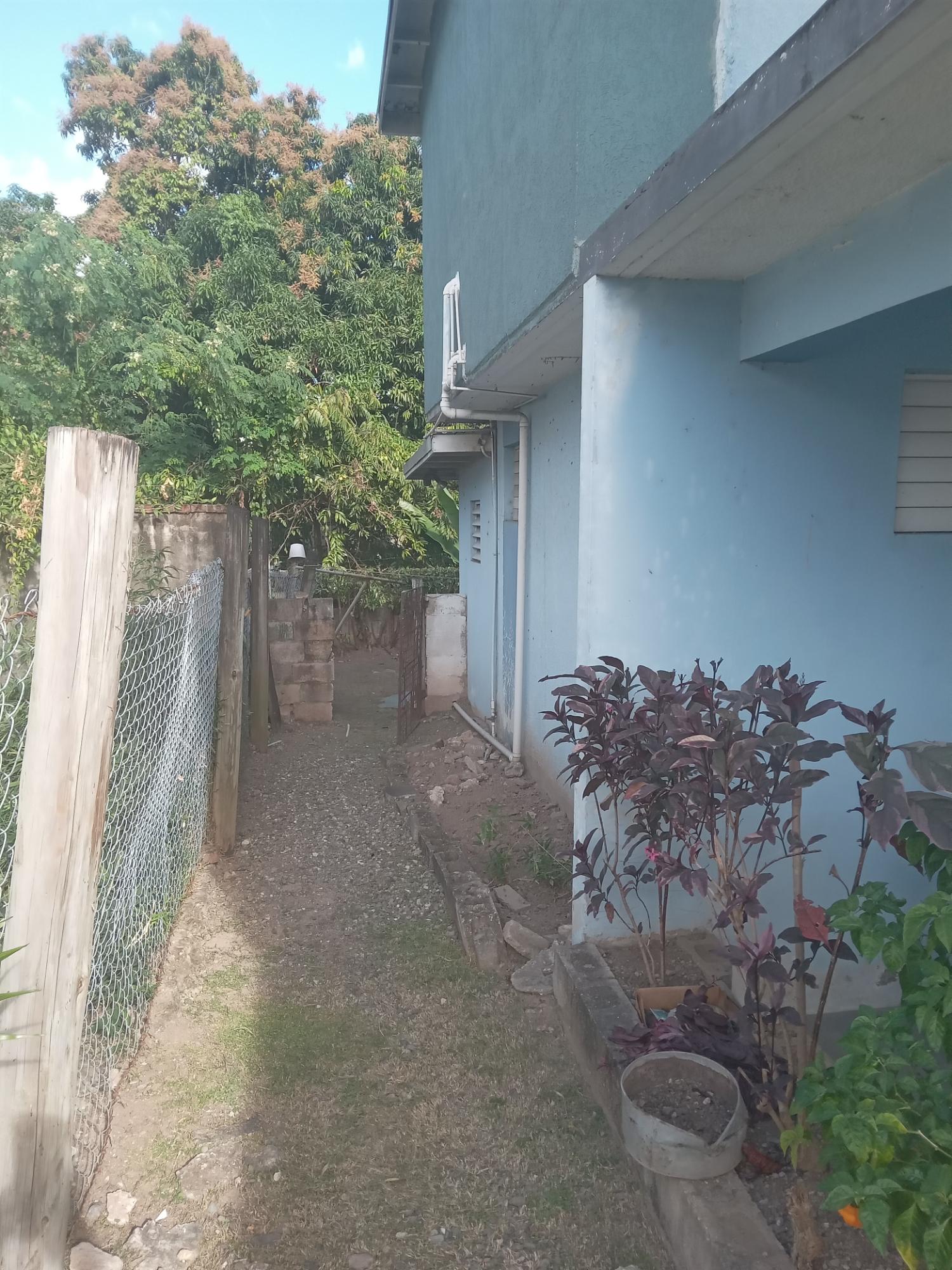 Third image of 18 Oaklawn Drive in Kingston 8, St. Andrew, Jamaica - property is For Sale