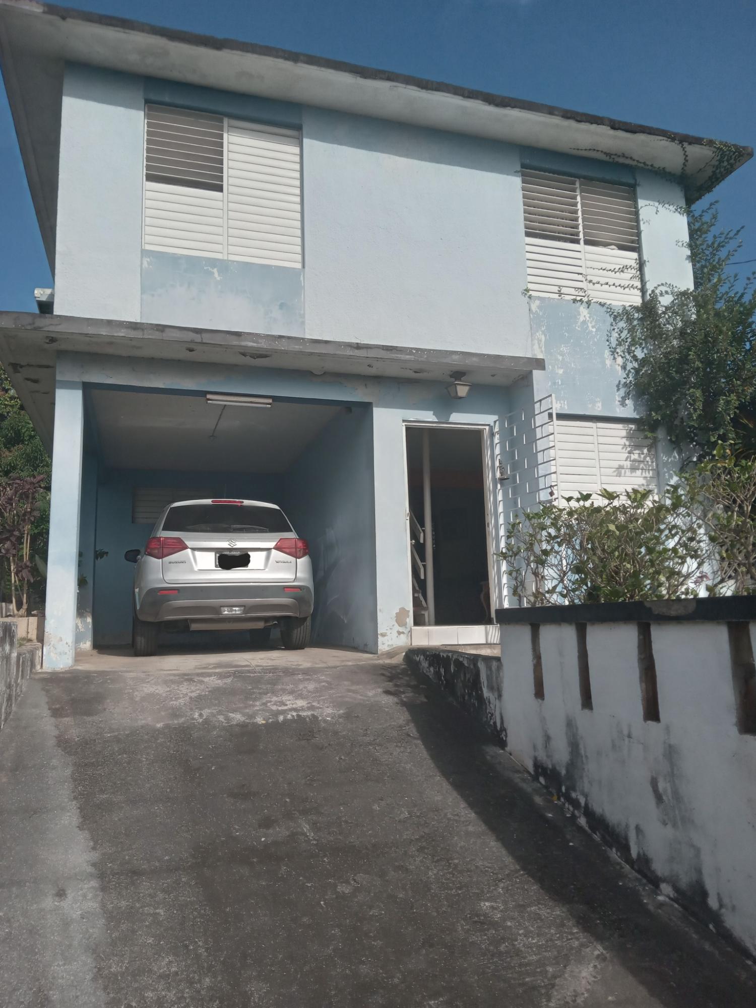 Fourth image of 18 Oaklawn Drive in Kingston 8, St. Andrew, Jamaica - property is For Sale
