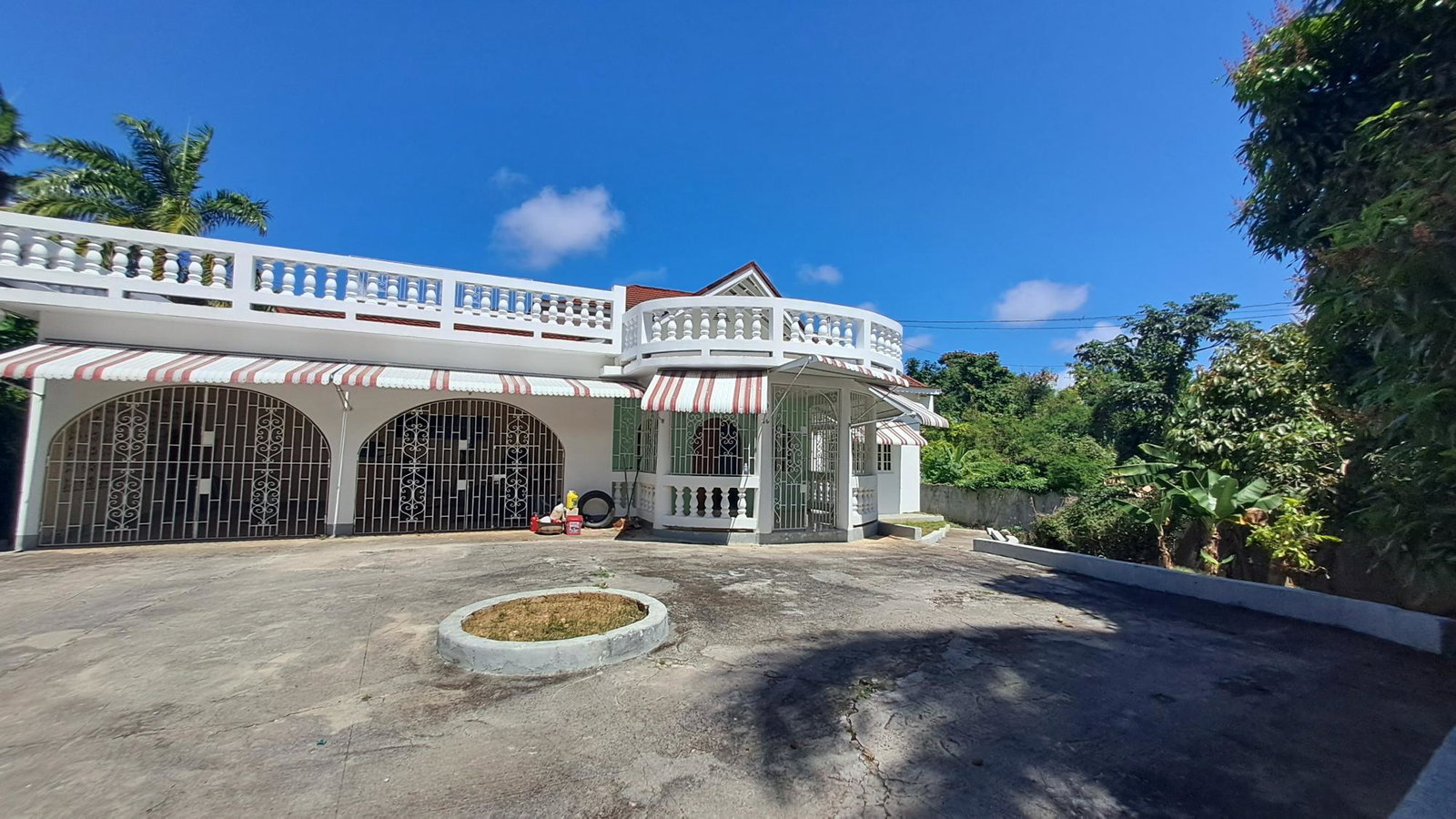 Spacious-4-Bedroom-Home-for-Rent-in-St.-James-Jamaica Fourth image of 241 Bratton Road in Little River, St. James, Jamaica - property is For Rent