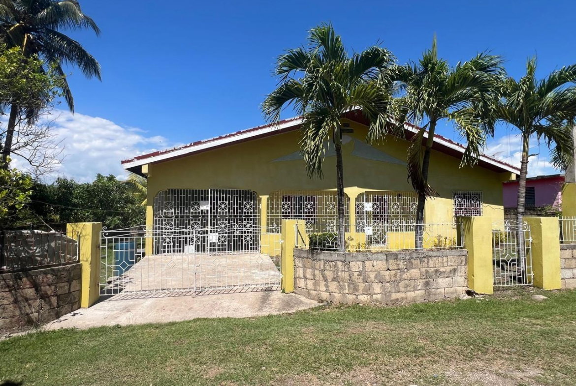 Tenth image of 331 Palm Avenue, in Hayes Cornpiece, Clarendon, Jamaica - property is For Sale