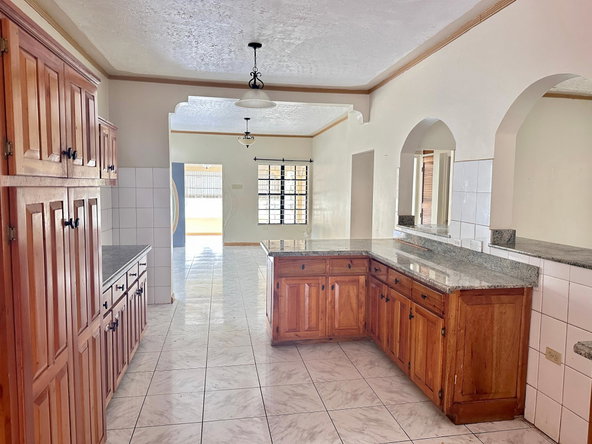 Eleventh image of 7 Avondale Heights in Mandeville, Manchester, Jamaica - property is For Sale