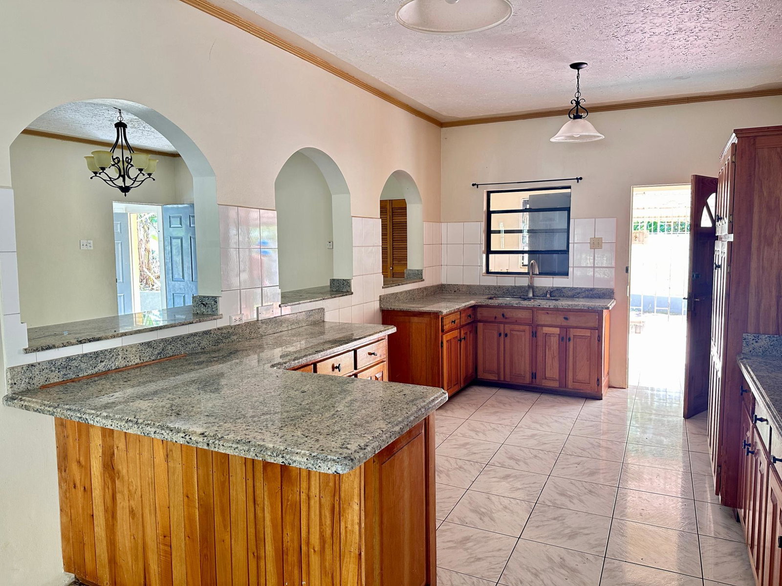Spacious-5-Bedroom-Home-for-Sale-in-Avondale-Heights-Jamaica Ninth image of 7 Avondale Heights in Mandeville, Manchester, Jamaica - property is For Sale