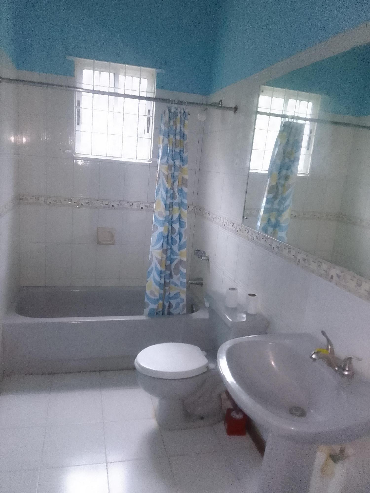 Eighth image of 4 West, e Great House Cir in Kingston 19, St. Andrew, Jamaica - property is For Rent