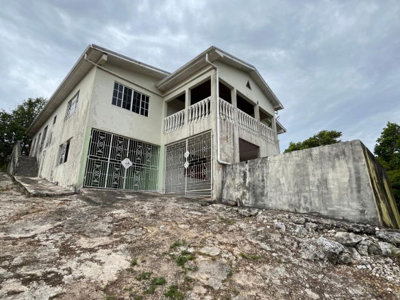 First image of 4 4 Woodleigh Decarteret ro in Mandeville, Manchester, Jamaica - property is For Sale