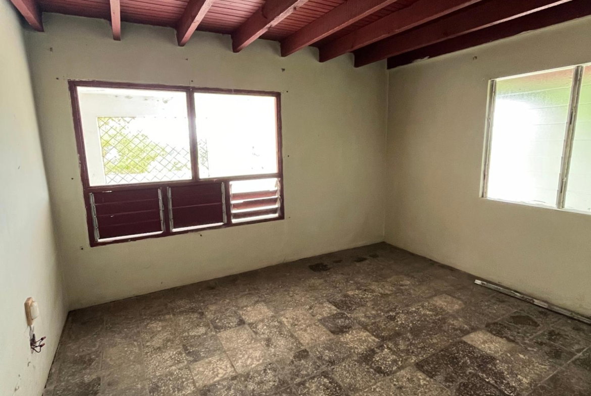 Tenth image of 4 4 Woodleigh Decarteret ro in Mandeville, Manchester, Jamaica - property is For Sale