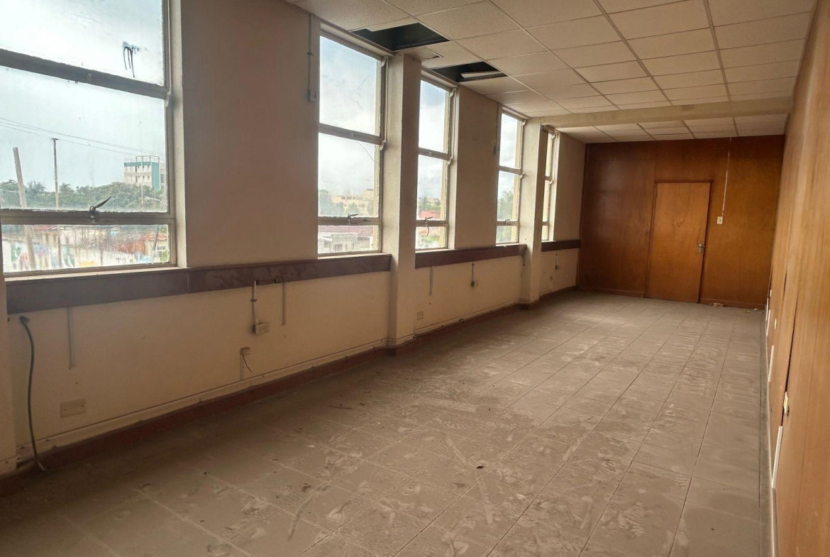 Seventh image of 15-10 South Avenue in Kingston 4, Kingston, Jamaica - property is For Rent