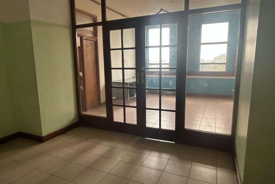 Eighth image of 15-10 South Avenue in Kingston 4, Kingston, Jamaica - property is For Rent