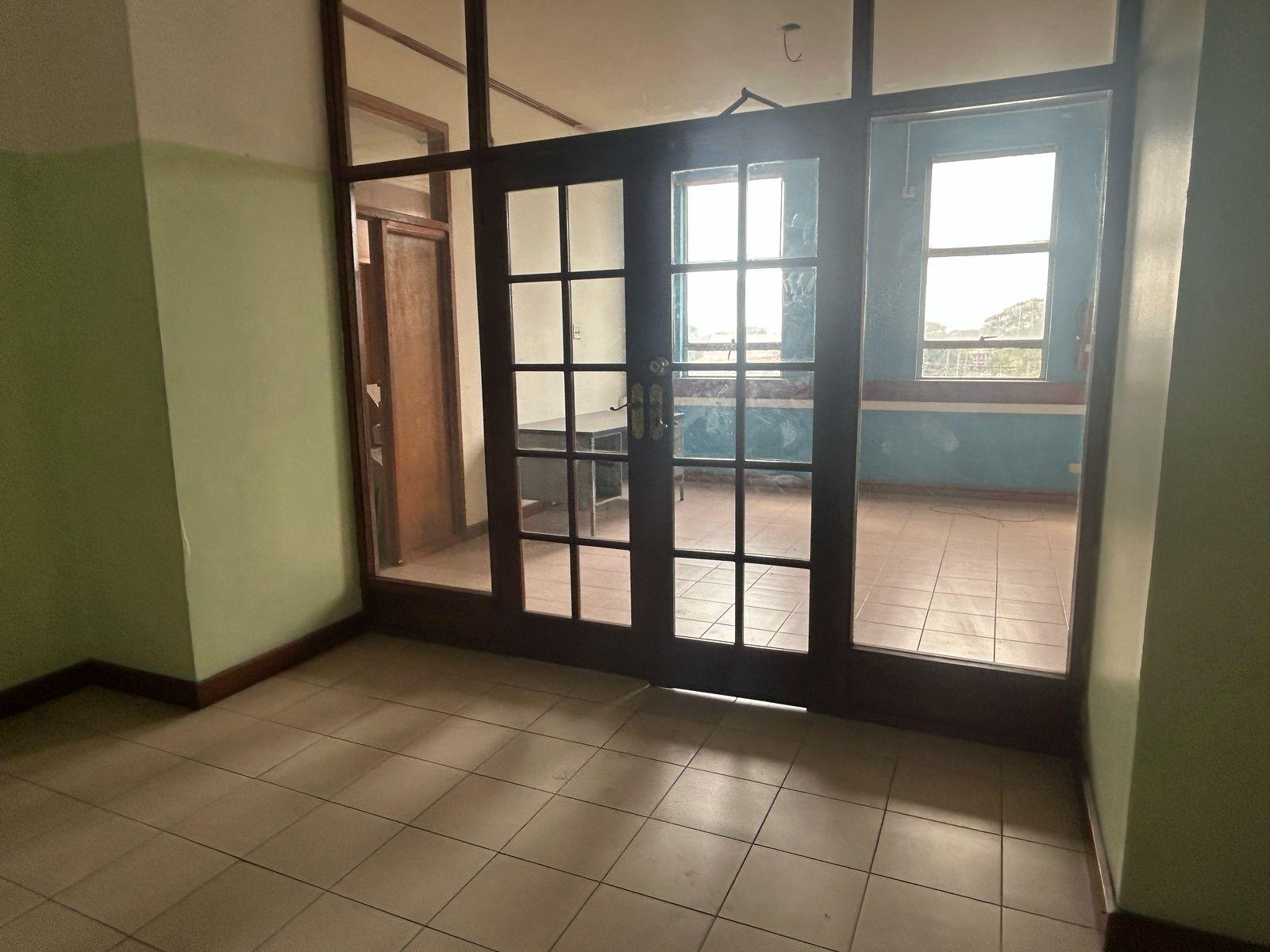 Eighth image of 15-10 South Avenue in Kingston 4, Kingston, Jamaica - property is For Rent