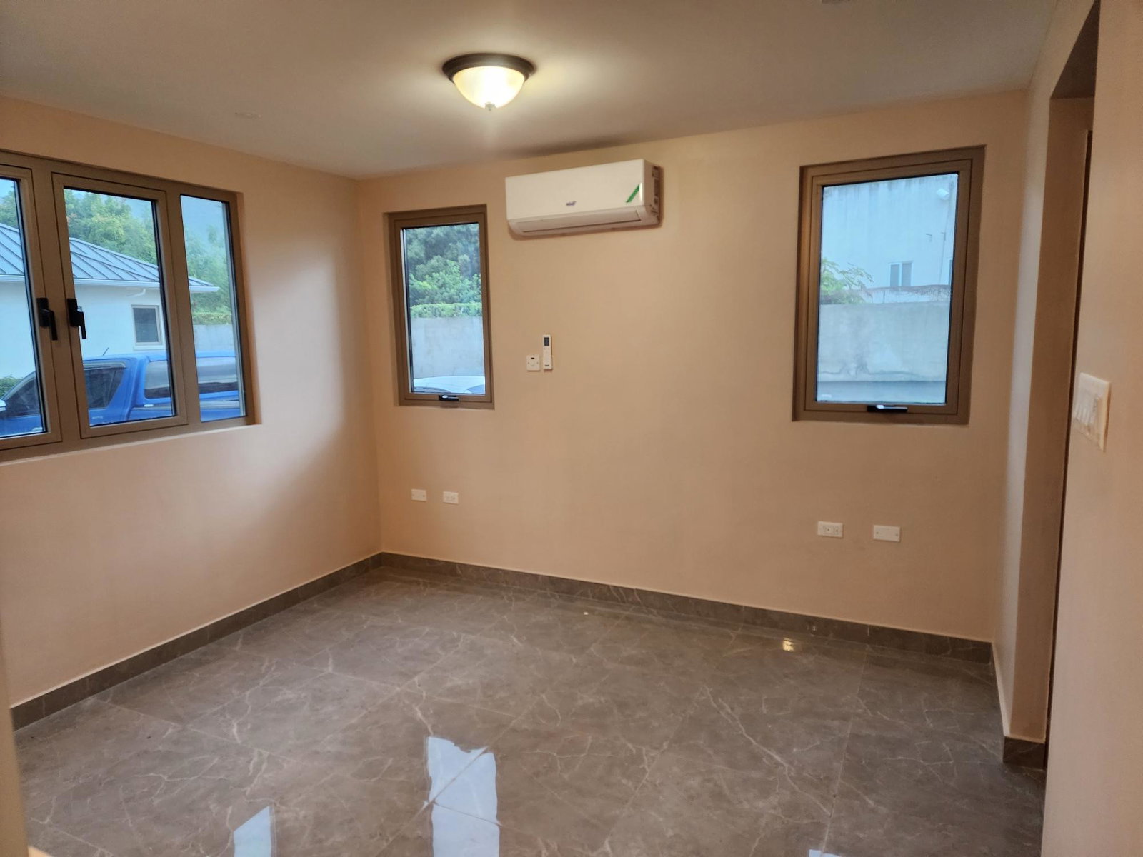 Eleventh image of Bg-1-50b-50 1/4 Deanery Road in Kingston 3, St. Andrew, Jamaica - property is For Rent