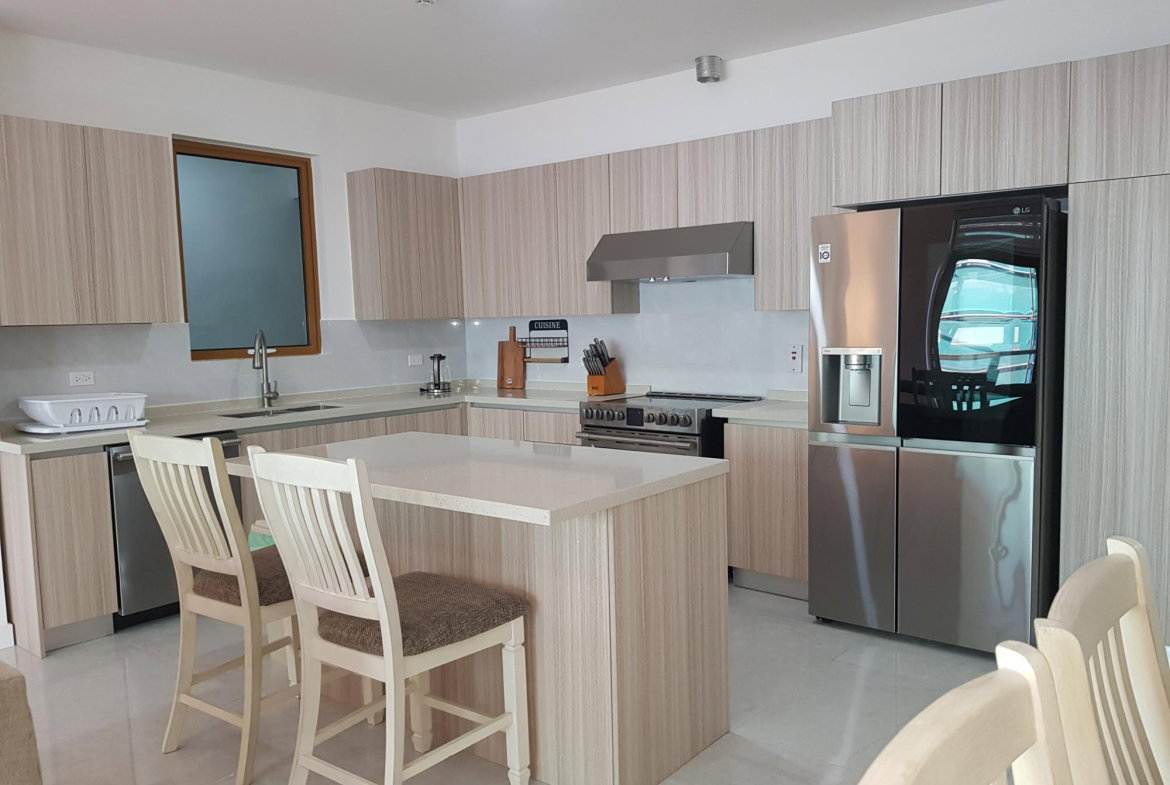 Seventh image of 102-30 Wellington Drive in Kingston 6, St. Andrew, Jamaica - property is For Rent