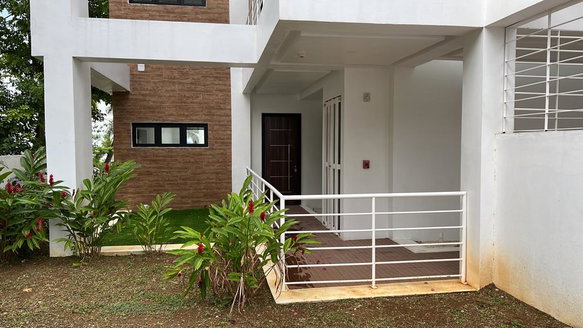 First image of 9- Paradise Bay, St. James in Montego Bay, St. James, Jamaica - property is For Rent